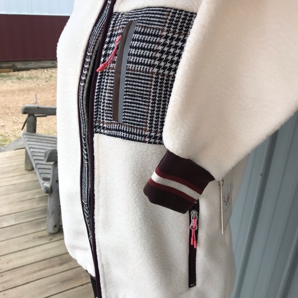 Fleece Jacket Cream Sporty Coat Soft Cream - Picture 4 of 5